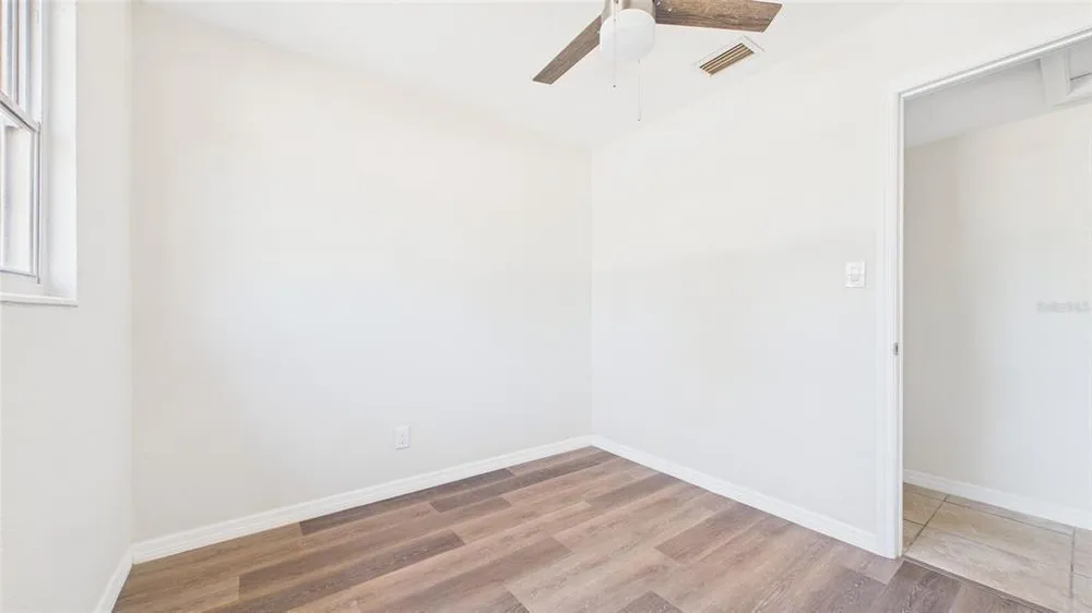 4418 W Fairview Heights, Tampa, FL 33616