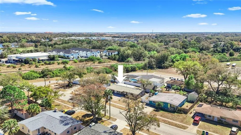4418 W Fairview Heights, Tampa, FL 33616