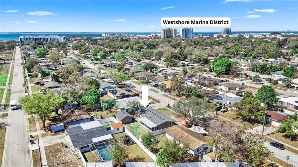 4418 W Fairview Heights, Tampa, FL 33616