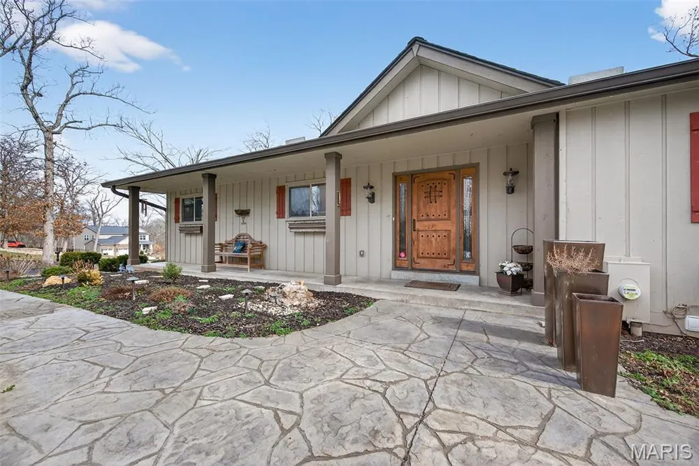 12 PRAIRIE LAKE COURT, Wentzville, MO 63385
