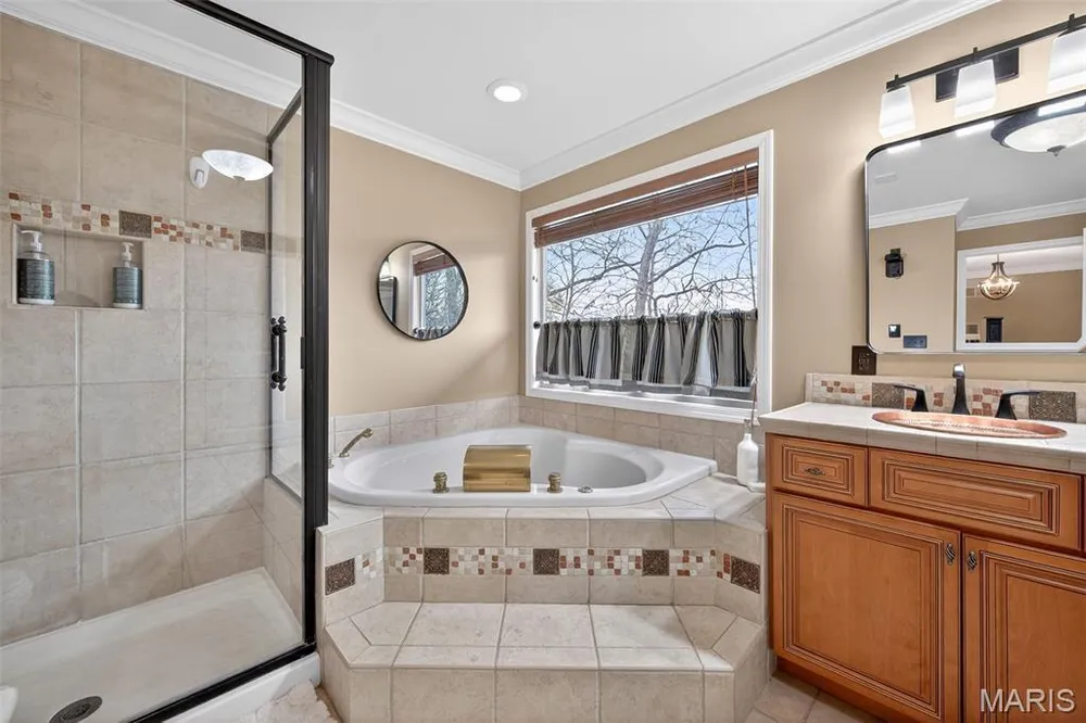12 PRAIRIE LAKE COURT, Wentzville, MO 63385