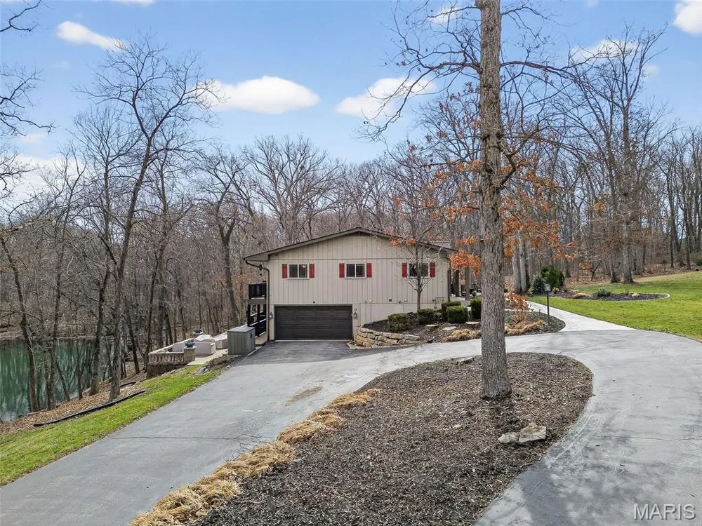 12 PRAIRIE LAKE COURT, Wentzville, MO 63385