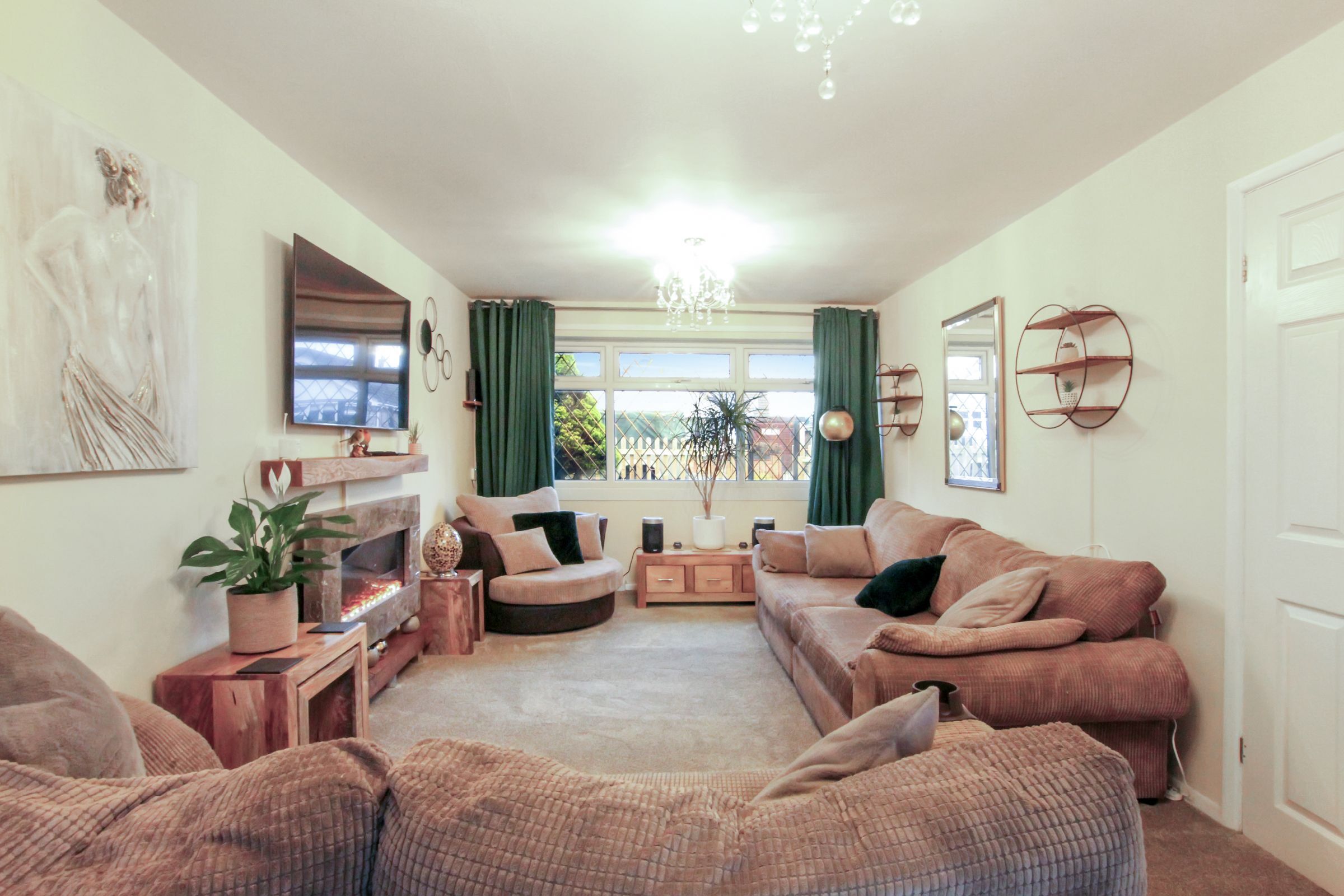 Tennyson Close, Measham, Swadlincote Image 5