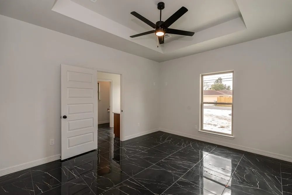 7820 Tolivar Rd, Beaumont, TX 77713