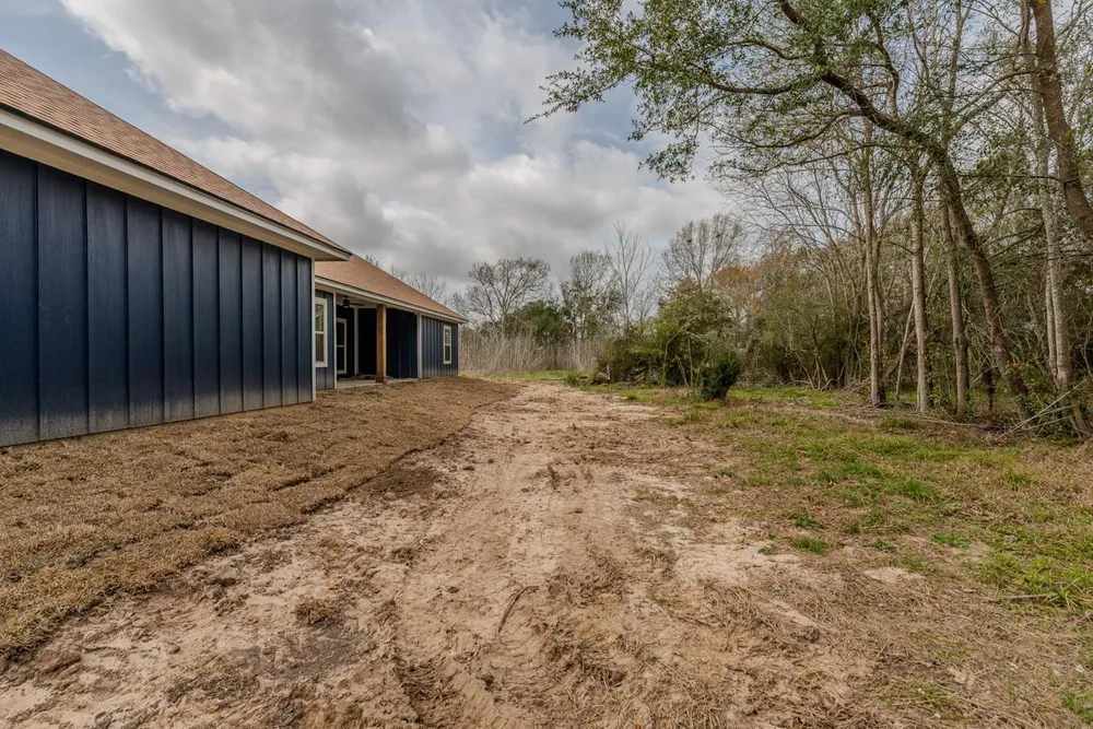 7820 Tolivar Rd, Beaumont, TX 77713
