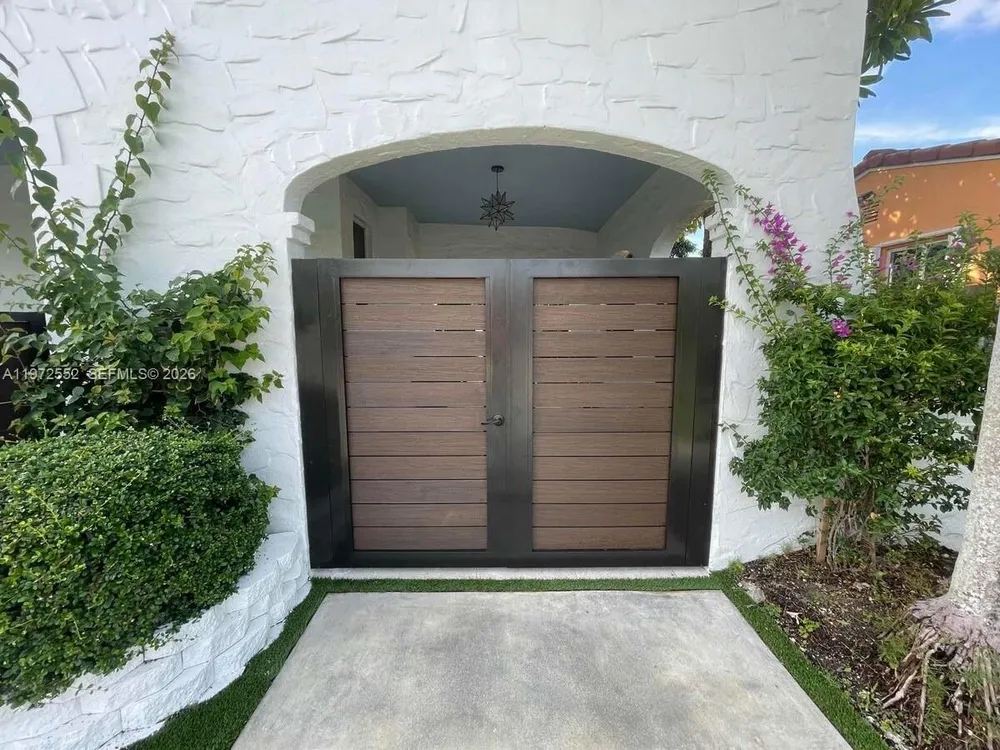 5648 SW 5th Terrace, Miami, FL 33134