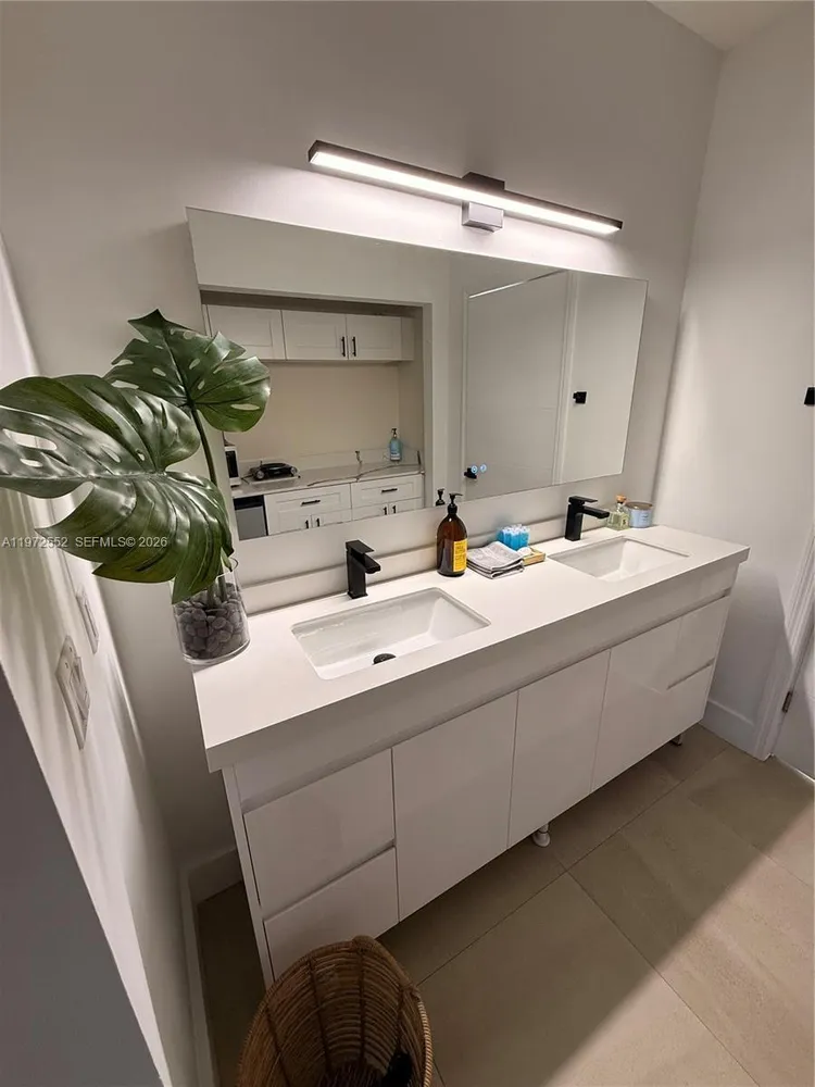 5648 SW 5th Terrace, Miami, FL 33134