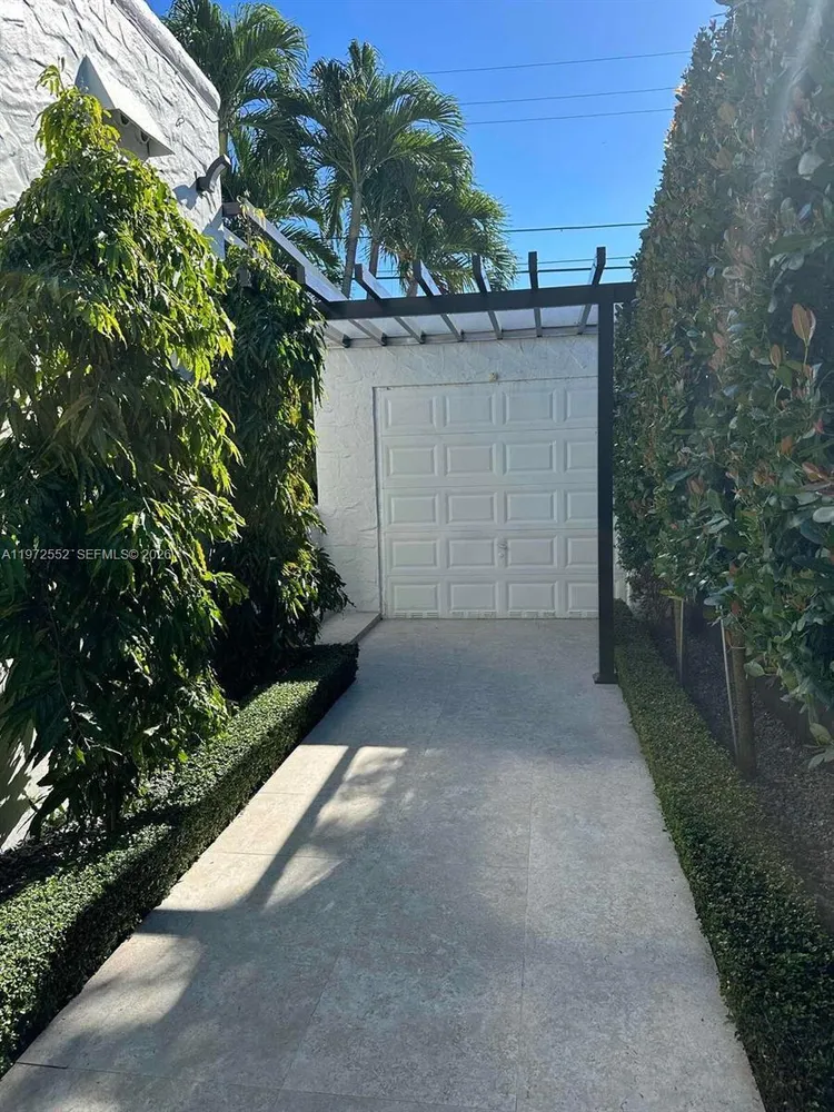 5648 SW 5th Terrace, Miami, FL 33134