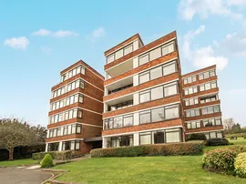 Ray Mead Road, Maidenhead photo