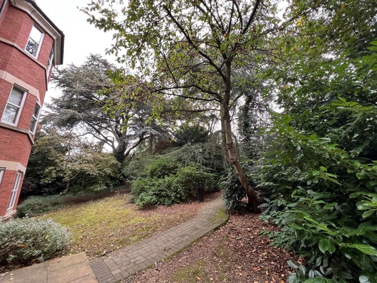 ROMAN PLACE, OLIVER CLOSE, SYSTON, LEICESTER