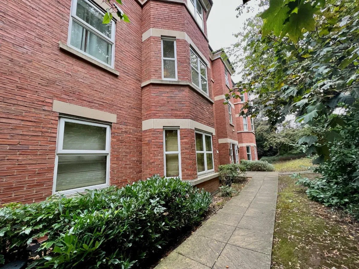 ROMAN PLACE, OLIVER CLOSE, SYSTON, LEICESTER
