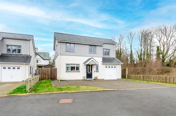 Cae Creigar, Llanfairpwll, Isle of Anglesey, LL61