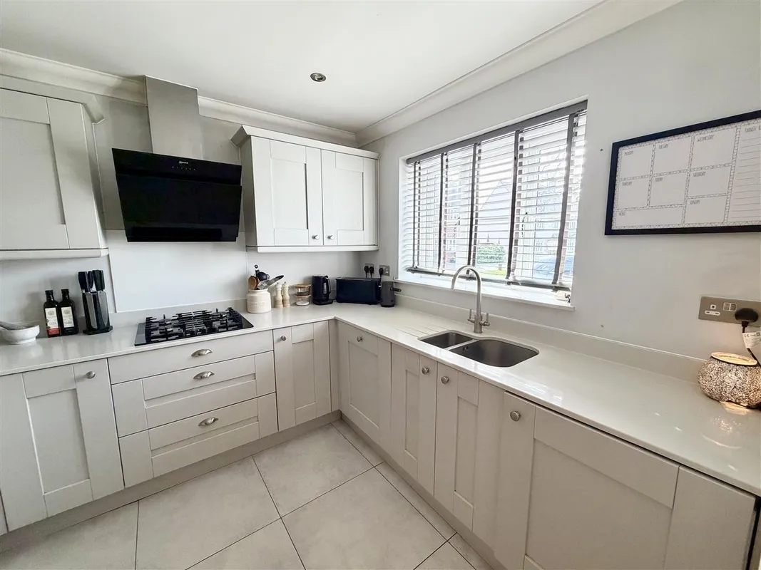 Osprey Close, Upton