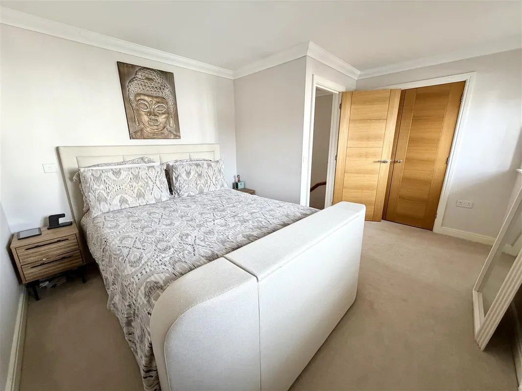 Osprey Close, Upton