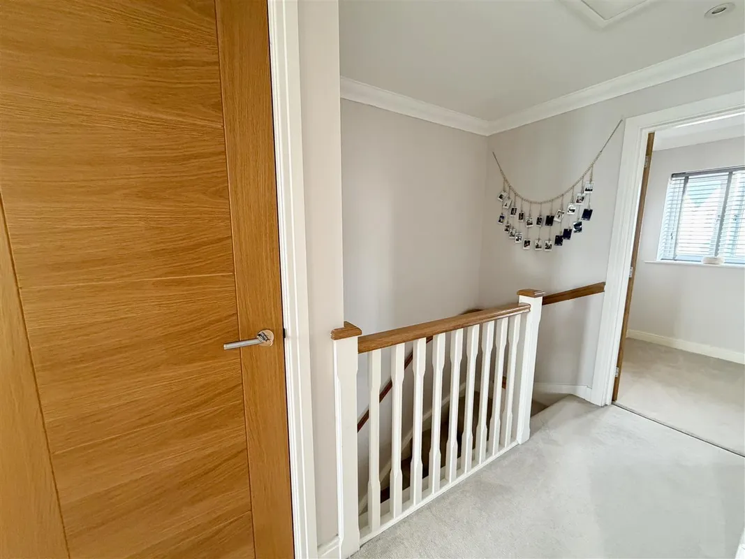 Osprey Close, Upton