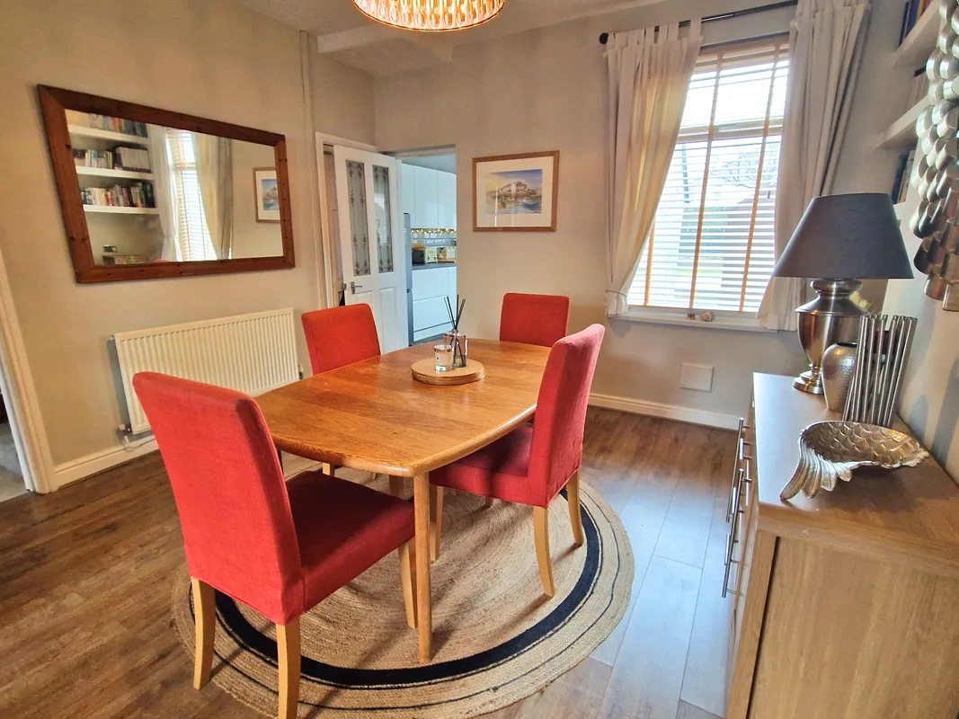 VINTIN TERRACE, PORTHCAWL, CF36 5LS
