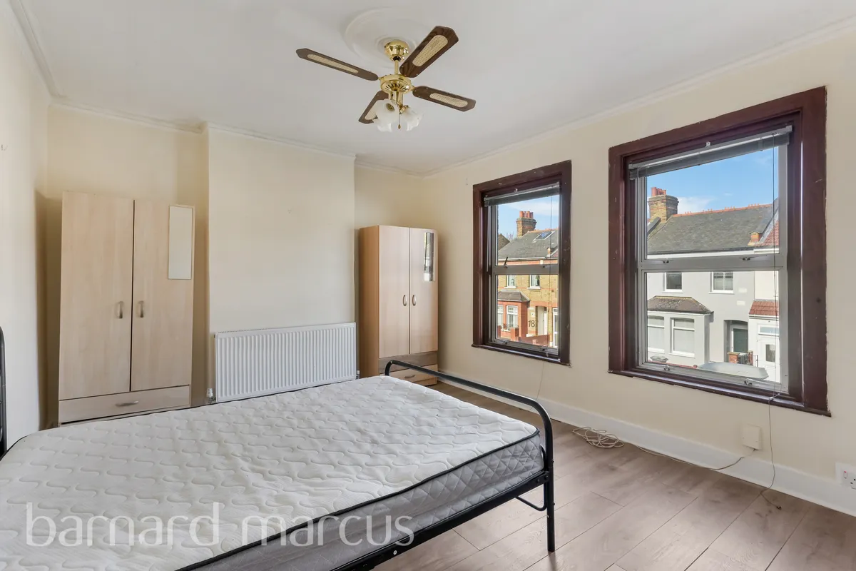 Rossindel Road, HOUNSLOW