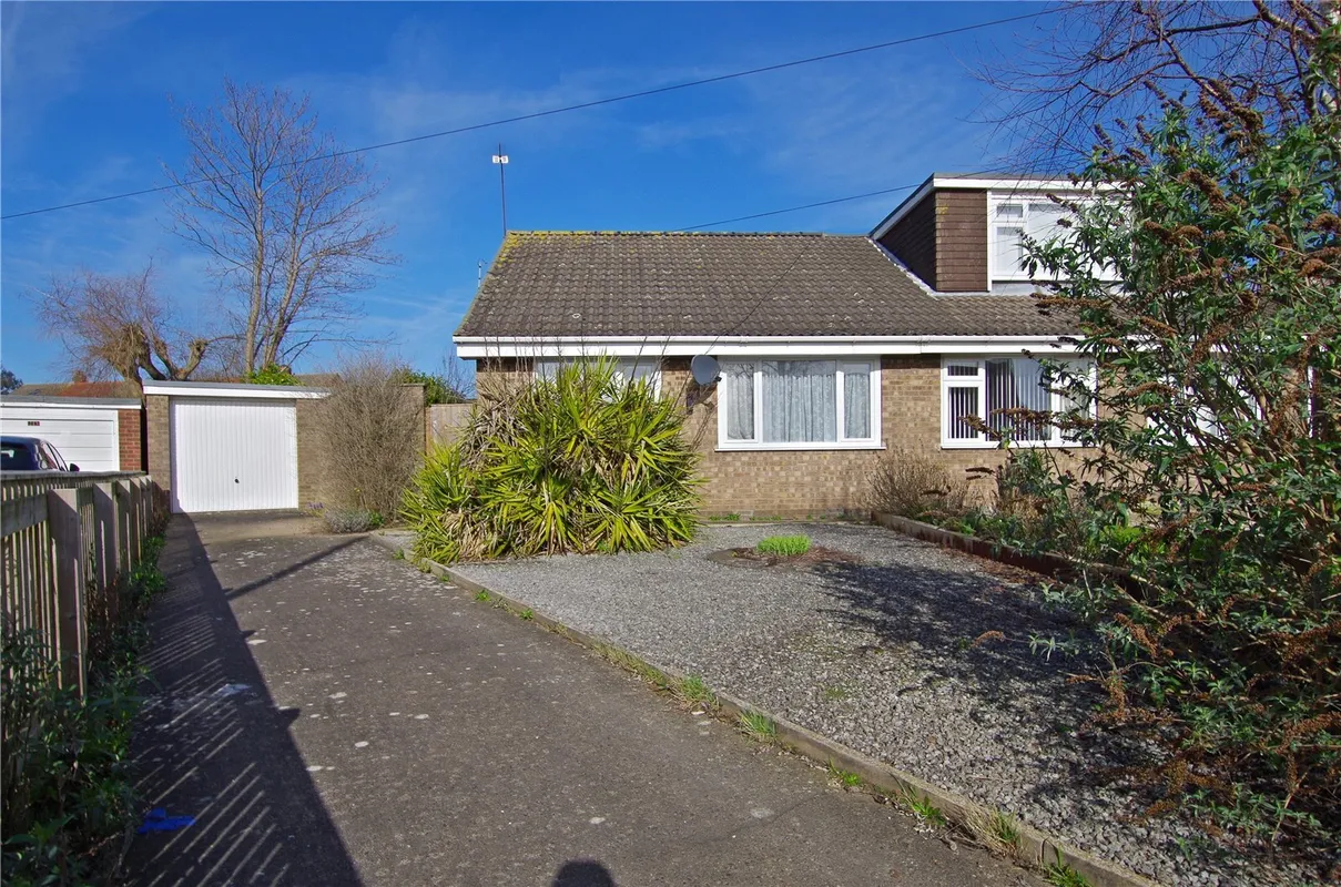 Watkinson Close, Preston, East Yorkshire, HU12
