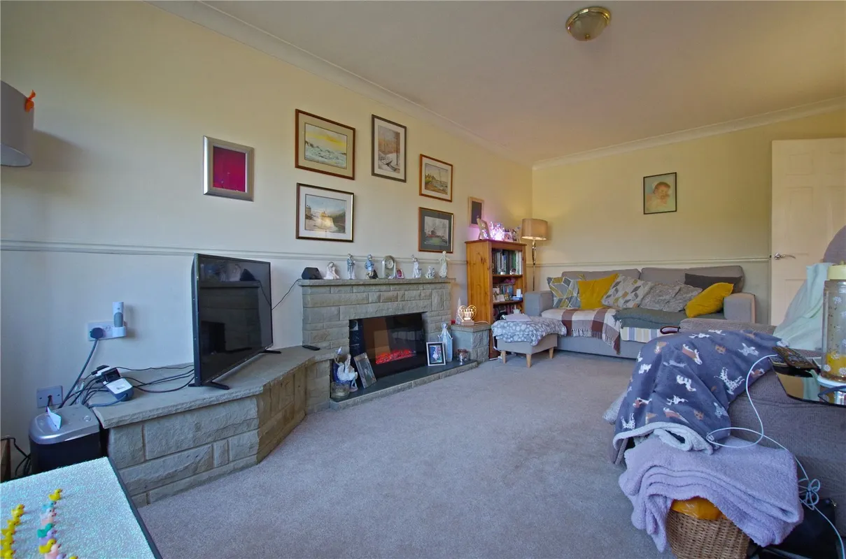 Watkinson Close, Preston, East Yorkshire, HU12