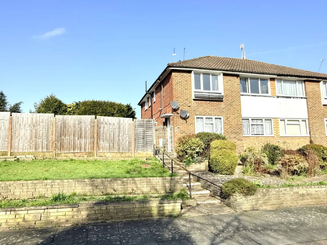 Vernon Crescent, Barnet, EN4