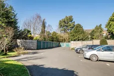 Queen Annes Gardens, Enfield