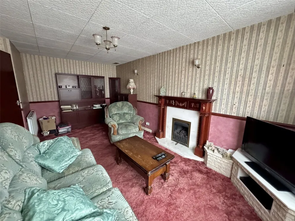 Property carousel item 11