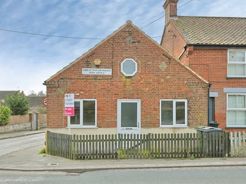 Fakenham Road, Great Witchingham, Norwichphoto
