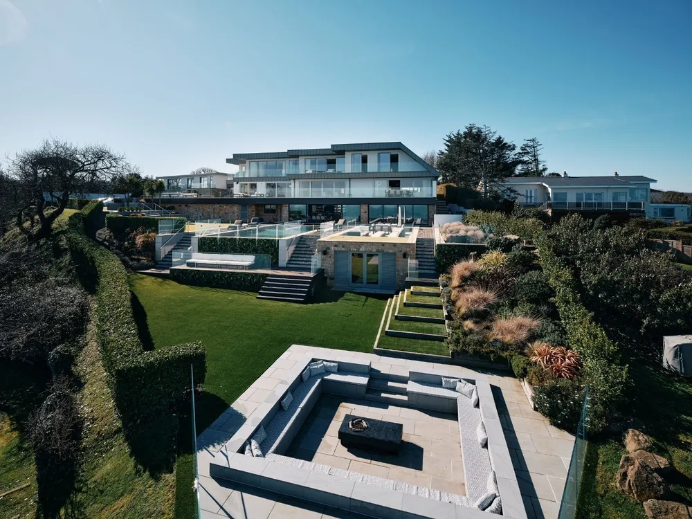 Carteret House