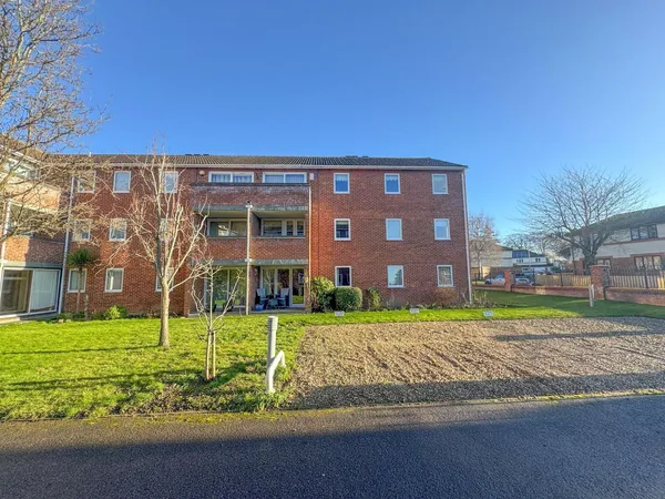 Fairlawns, Newmarket, CB8 photo 16