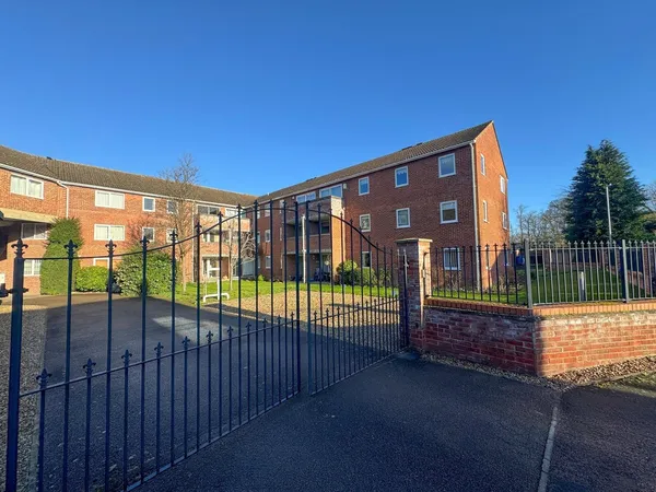 Fairlawns, Newmarket, CB8 photo 17