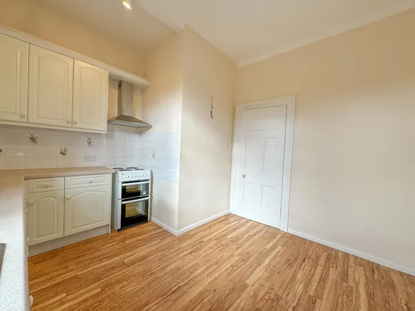Graham House, Birdcage Walk, CB8 photo 6