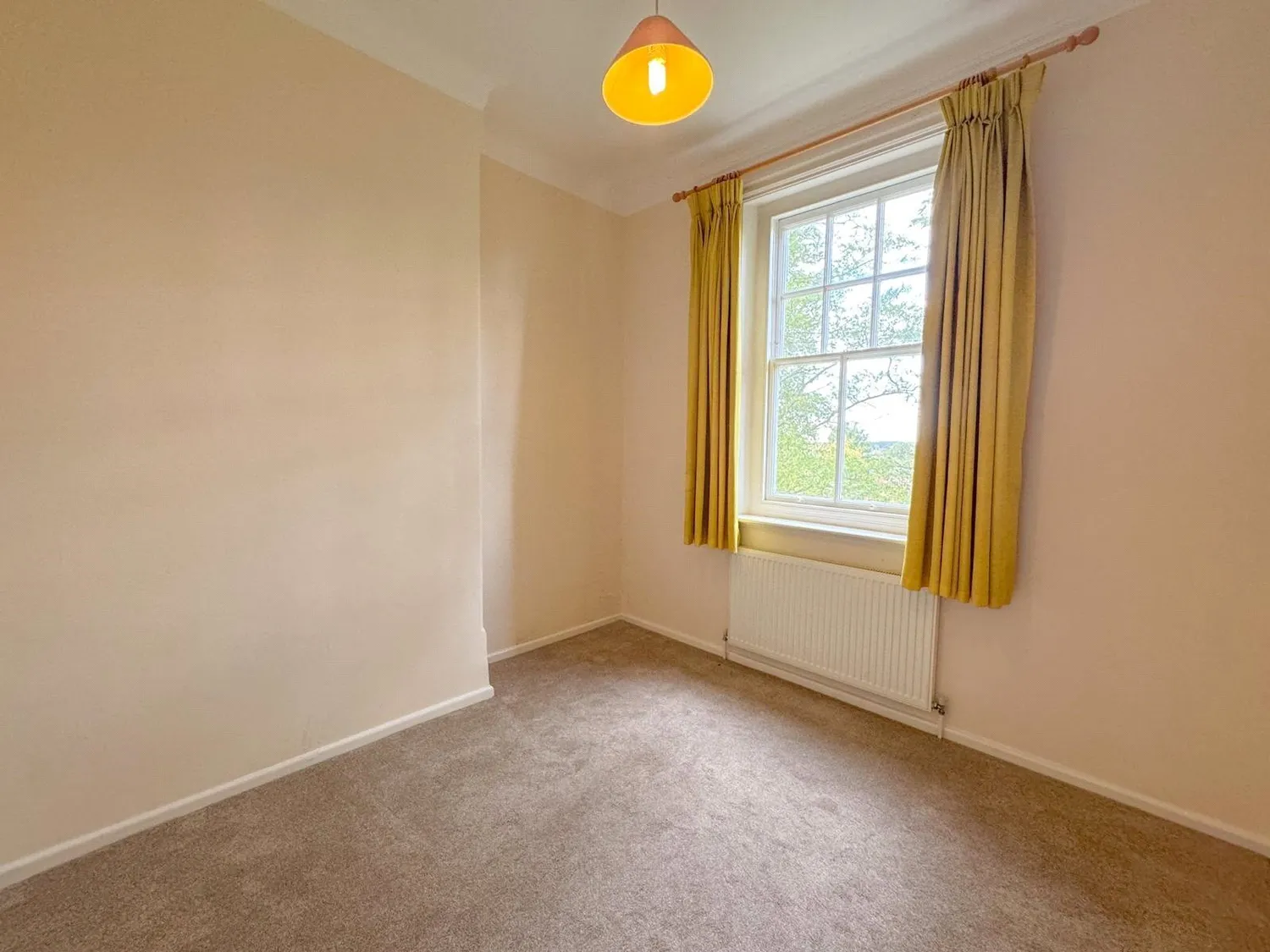 Graham House, Birdcage Walk, CB8 photo 9