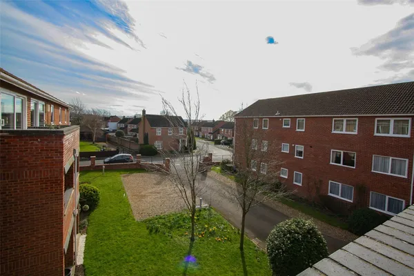 Fairlawns, Newmarket,, CB8 photo 11