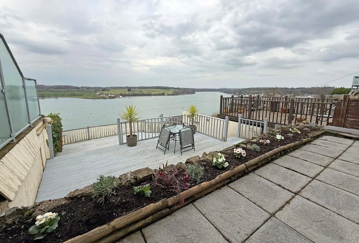 Bush Road, Y Felinheli, Gwynedd, LL56