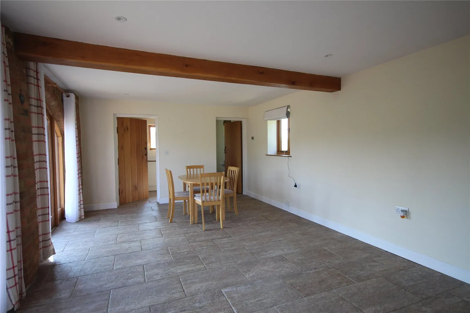 Preston Capes Road, Newnham, NN11 photo 2