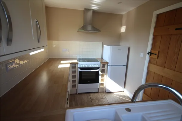 Preston Capes Road, Newnham, NN11 photo 3