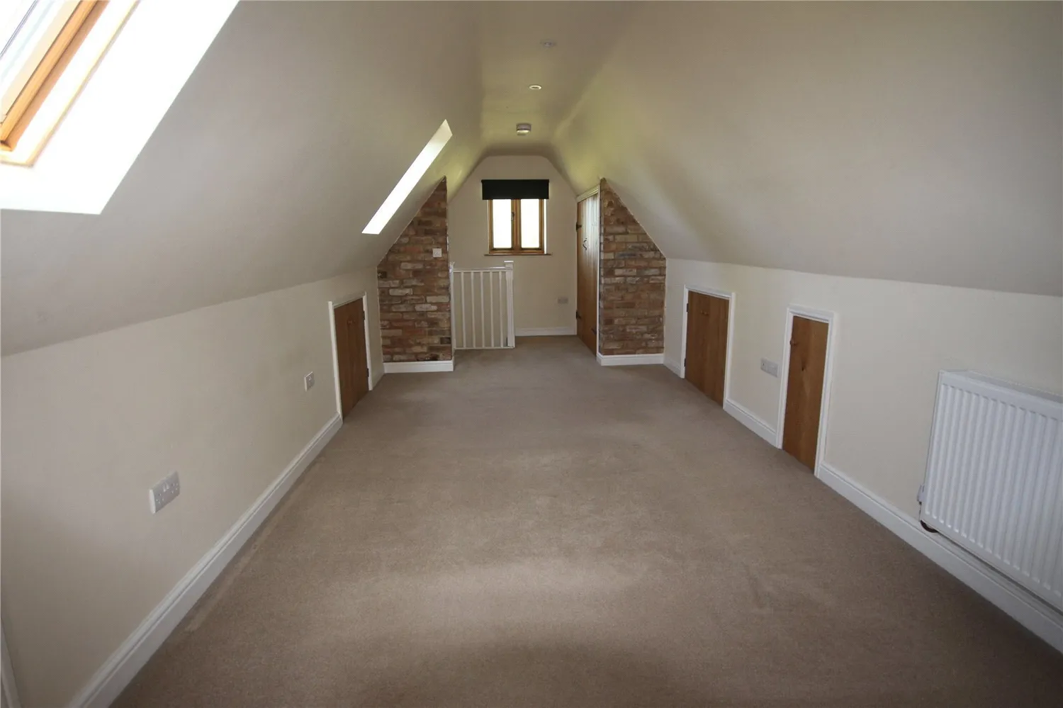 Preston Capes Road, Newnham, NN11 photo 4