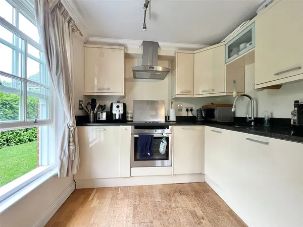 The Avenue, Newmarket, CB8 photo 5