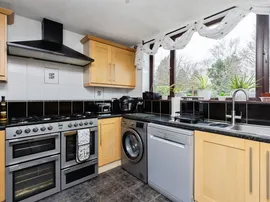 Mount Crescent, Wakefield thumb 3