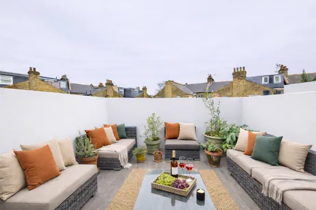 Stanley Grove, London, SW8