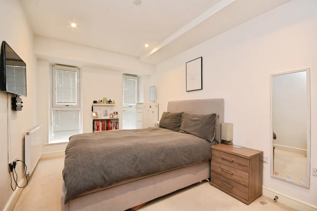 Kings Road, Brentwood
