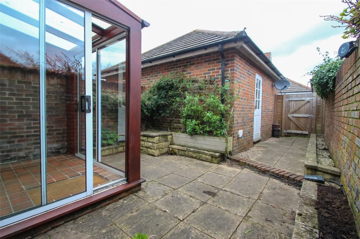 Meadow Lane, Hamble, Southampton, Hampshire, SO31