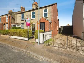 Stradbroke Road, Gorleston, Great Yarmouth photo