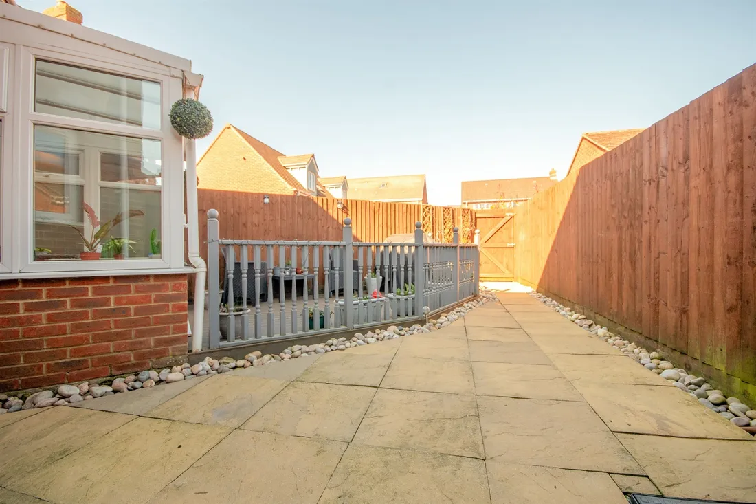 Property photo 11