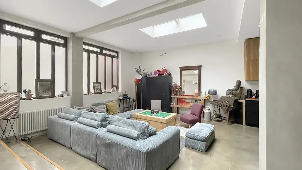Saint-Ouen-sur-Seine, 93400, France
