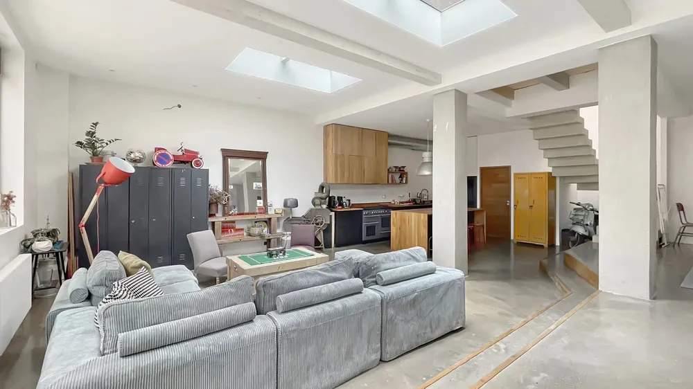 Saint-Ouen-sur-Seine, 93400, France