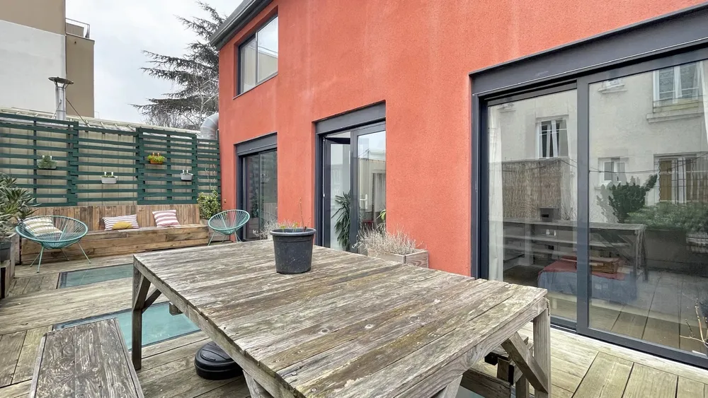 Saint-Ouen-sur-Seine, 93400, France