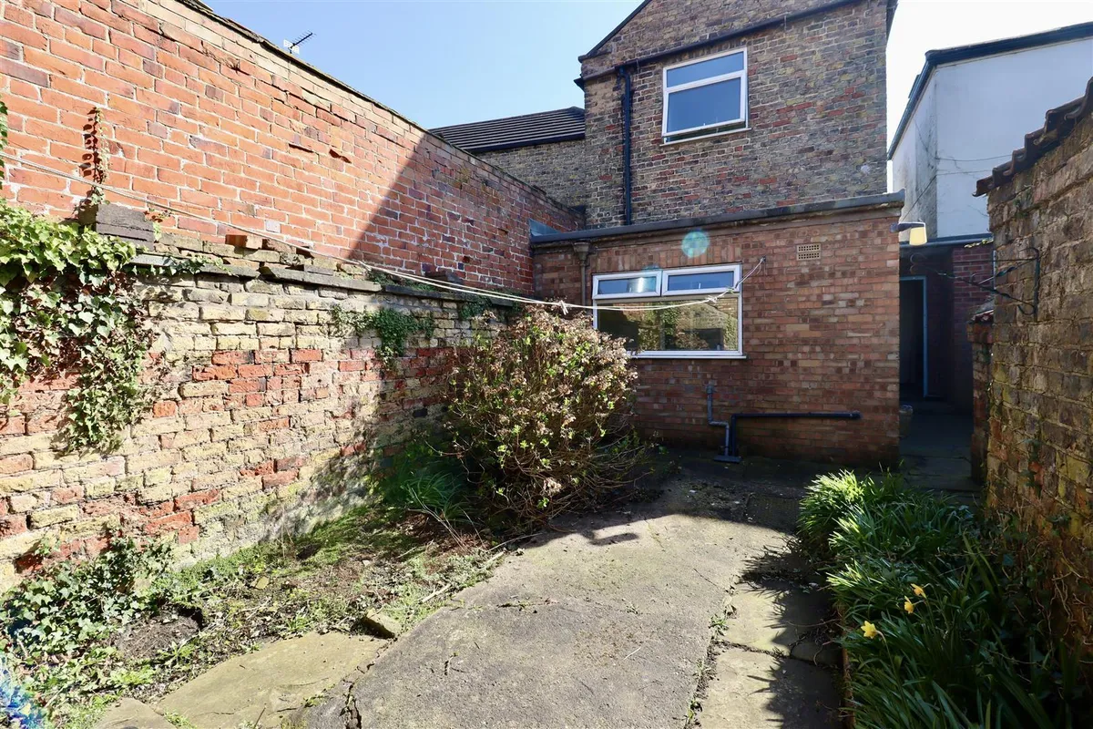 High Street, Holme On Spalding Moor, York