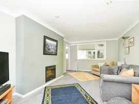 Grove Orchard, Highworth, Swindon thumb 3
