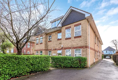 Richmond Park Road, Charminster, Bournemouth, BH8